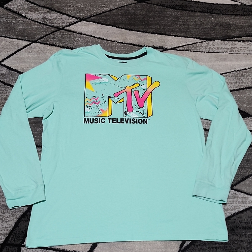 NOSTALGIA MTV MUSIC TELEVISION GRAPHIC CREW-NECK UNISEX TEE-SHIRT